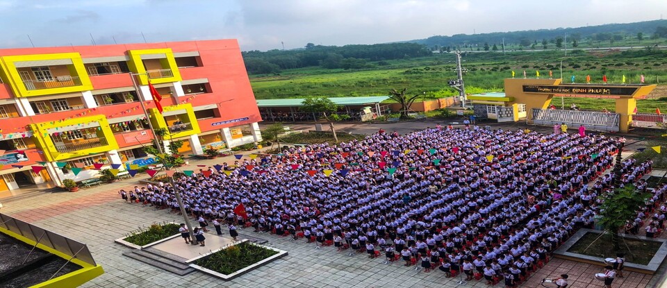 sân trường 2